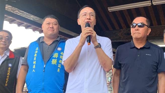 朱立倫樂觀表示「侯友宜民調持續上升中」，呼籲黨內同志拋下小怨團結求勝選。曾雪蒨攝