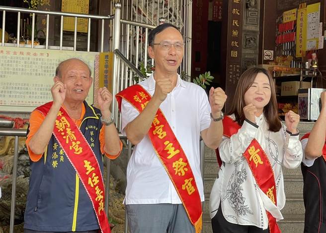 朱立伦谈在野联盟，希望能与柯文哲就大家最重视的两岸和平、公平正义等议题坐下来好好谈。（杨静茹摄）