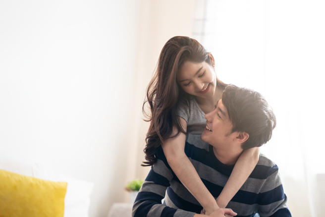 星座好朋友分享12星座越在乎一个人，就绝不会做出3件事让伴侣受伤。（示意图／Shutterstock）