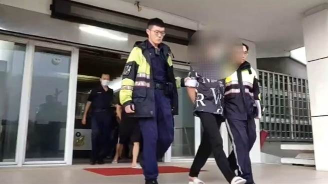 警方訊後將團男等5人依詐欺罪送辦。（中和警分局提供）