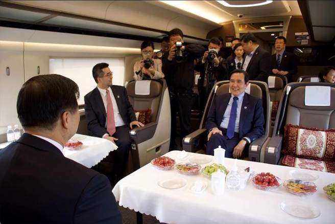 王义川先前声称，马英九搭乘大陆高铁时的靠背，是陆方为了他准备的，相关说法惨遭网友嘲笑。（中时资料照，蓝孝威摄）
