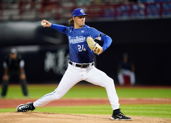 富邦悍將瑞恩先發7局無失分。（富邦悍將提供）