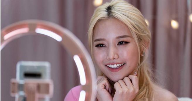 蔡瑞雪在《地狱里长》饰演网红直播主「姗姗」。（图／风起娱乐提供）