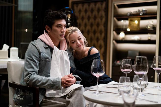 《地狱里长》中蔡瑞雪角色对恋爱主动，不掩饰对林哲熹的好感。（图／风起娱乐提供）