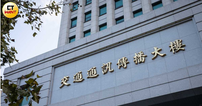 国家通讯传播委员会遭质疑对电信诈欺态度消极，基层检察官认为应对黑莓卡加强管制。（图／报系资料照）