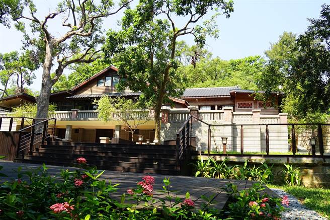 北投梅庭風景宜人，讓人彷彿置身日本溫泉小鎮。（北市觀傳局提供）