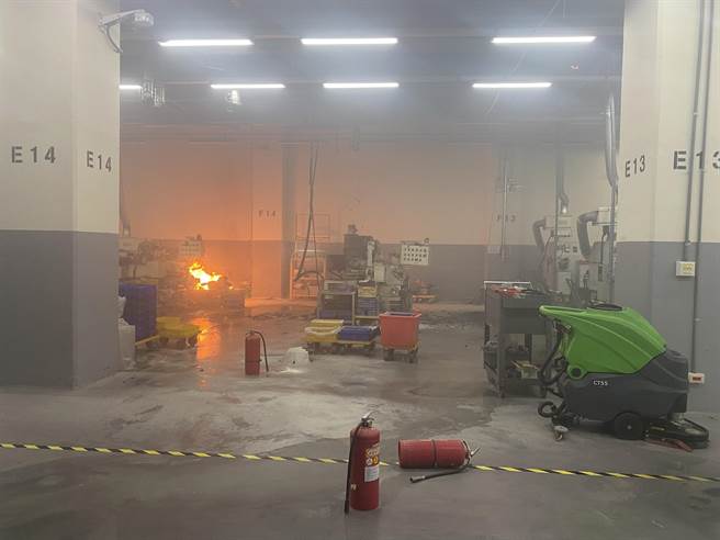 起火點在工廠2樓的機台。（民眾提供／李京昇苗栗傳真）