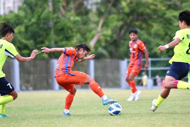 台中男足代表队拿下全运会冠军，缔造三连霸纪录。（运动局提供／张亦惠台中传真）