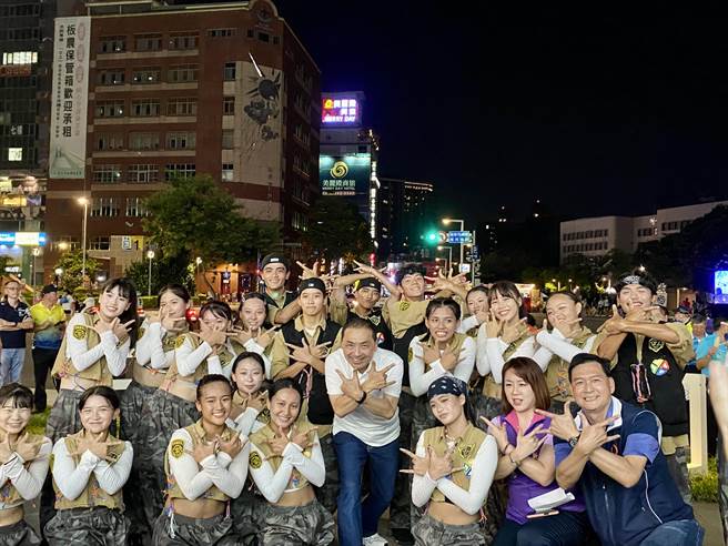 2023「Just FUN 新北」街头文化节连续两个周末，于板桥府中广场登场，是今年暑假新北最热闹的街头派对。（新北市文化局提供）