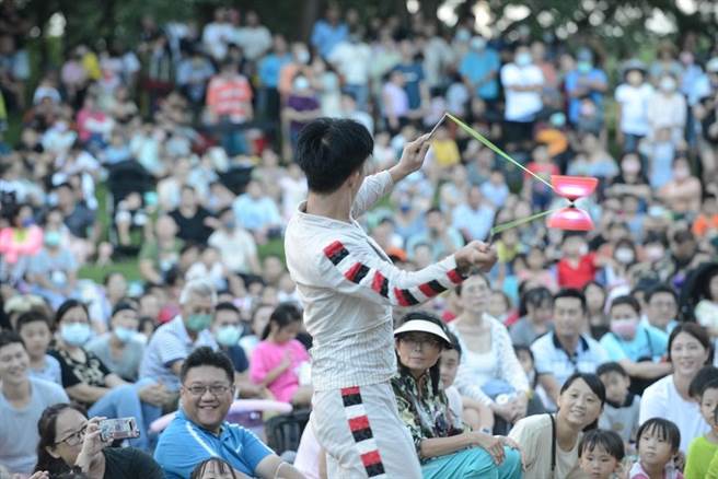 屏东夏日狂欢祭圆满落幕，累计涌入150万人次。(屏县府提供)