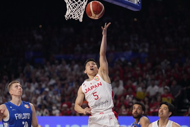 河村勇辉是日本逆转击败芬兰的头号功臣。(美联社资料照)