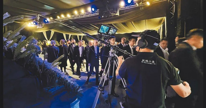 Youtube一则「疯济公」天道盟主萧泽宏告别式纪录片，这则超过3小时的葬礼纪录片，居然超越主流网红观看数，迄今110万点阅。（康芳祥提供／胡欣男台北传真）