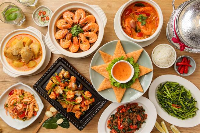 诚品生活新店匯集异国料理餐厅，包括瓦城等，满足不同消费者的喜好。（诚品提供／朱世凯台北传真）