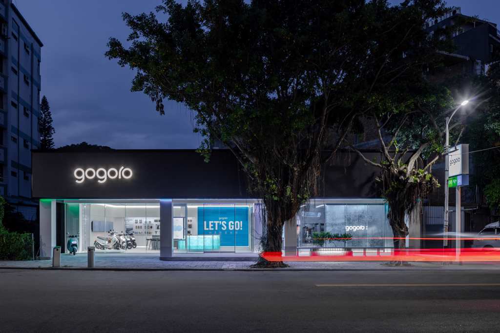 全台首間「Gogoro 城市概念店」座落於新竹竹東，於 9/2 起正式營運。