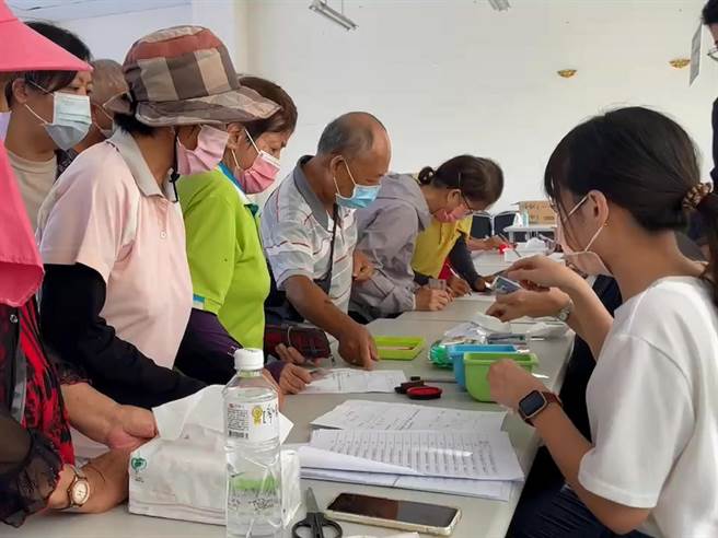 彰化县和美老人会破产变卖后资产仅有约438万元，今天开始分配债权金。（孙英哲摄）