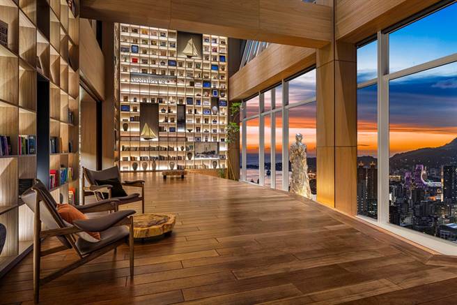 欢庆「北海道えびそば一幻」进驻高雄承亿酒店，开幕首3天祭出买1送1活动，优惠日限50组。(高雄承亿酒店提供)