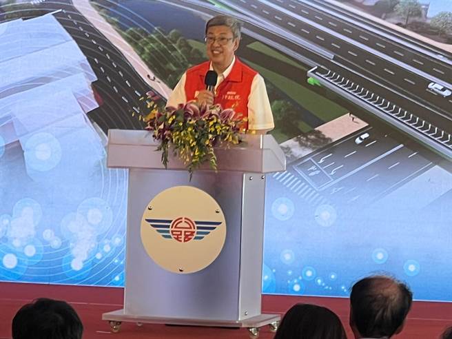 行政院长陈建仁今出席台65线增设浮洲北上、南下匝道通车典礼。（王扬杰摄）