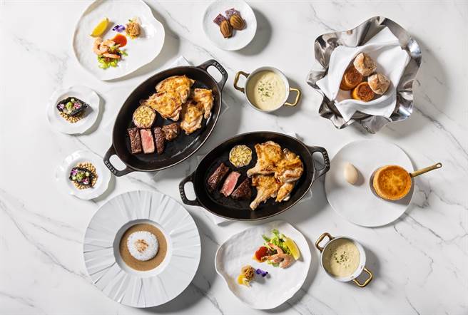 「双人午间商业套餐」售价4800元加1成，海鲜前菜、汤品、美国顶级纽约克牛排、炉烤春鸡、甜点等，通通吃得到。(台北国宾大饭店提供)