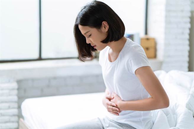 營養師李婉萍表示，腸胃炎期間還是應該盡可能正常飲食，並分享飲食7重點。（示意圖／Shutterstock）
