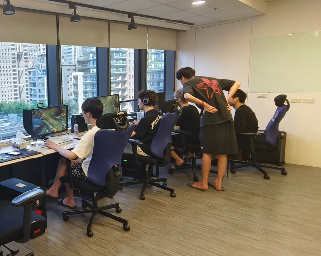 《英雄联盟》中华代表队。（中华民国电子竞技运动协会提供）