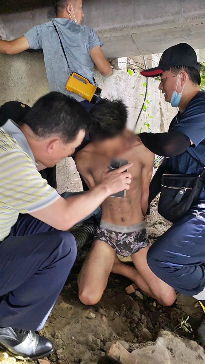 高雄市鳳山區28日晚間發生越籍情侶情殺案，阮姓兇嫌30日落網。（高市鳳山分局提供／楊舒婷高雄傳真）