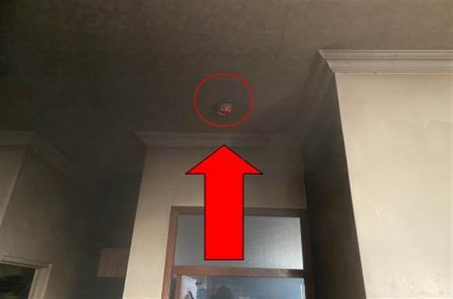 确实安装住宅用火在警报器，得以在火势尚未扩大前提前应变，将损害降到最低，成功化解祝融危机。(彰化县消防局提供／吴建辉彰化传真)