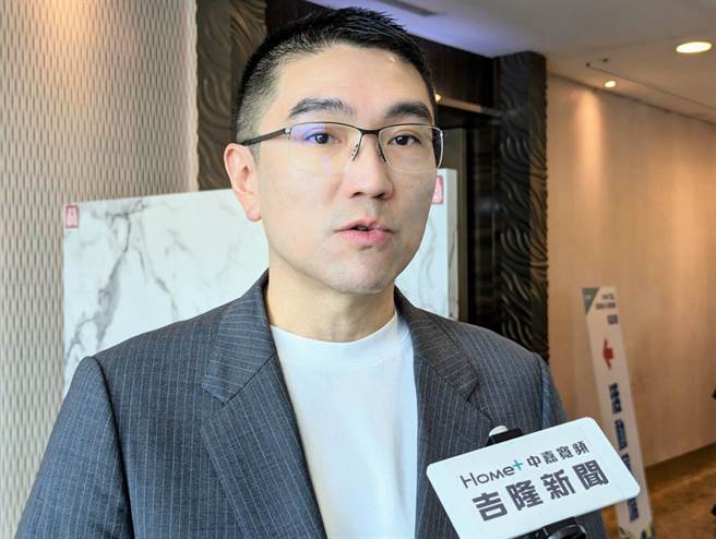 基隆市政府与法务部廉政署举办职安座谈会，基隆市长谢国梁表示，期待透过这场座谈，让基隆市的各项工程都平安顺利。（张志康摄）