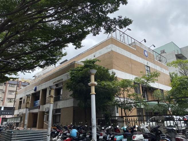 行政院党产会认定国民党台中市党部现址土地及建物是不当党产，收归市有。（张亦惠摄）