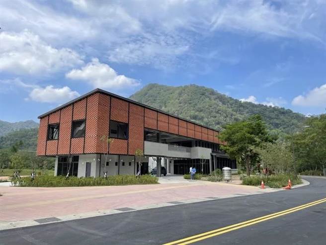 苗縣府持續爭取經費打造客家文學花園。（苗栗縣政府提供／李京昇苗栗傳真）