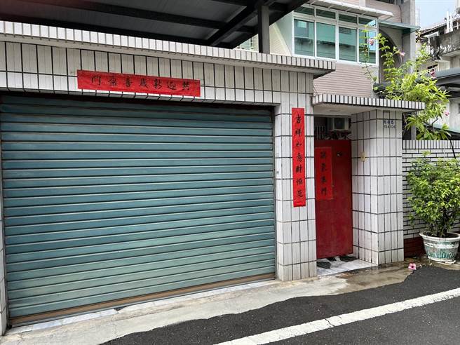 高雄市冈山区有一家资本额才50万元的蛋行——超思公司，却获得农业部上亿补助款，8月31日其大门紧闭。（林瑞益摄）