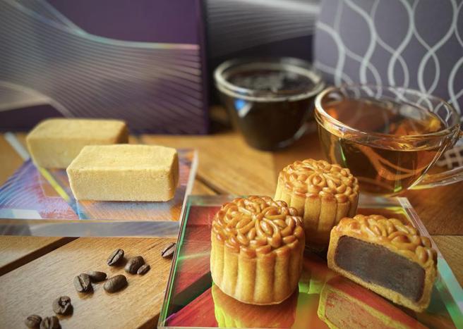 国泰饭店观光事业AMAZZING CLUB会员，购买月饼独享8折优惠。（图／国泰饭店观光事业）