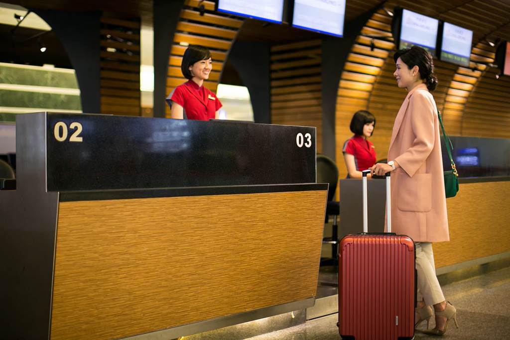 華航全面優化行李服務，預購超額行李最高調降逾三成。（華航提供）