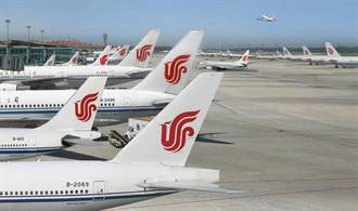 陸航空公司上半年虧損嚴重 赴華旅遊業蕭條