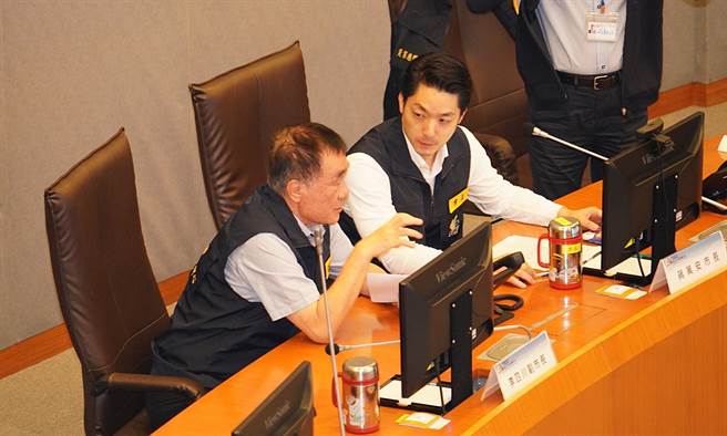 海葵颱风逐渐靠近，台北市长蒋万安偕同李四川副市长于今（1）日召开海葵颱风整备会议。（台北市政府提供／丁上程台北传真）
