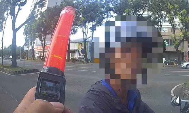 高雄68岁林姓男子于8月31日傍晚酒驾被逮，这是他第7次酒驾。（翻摄照片／林瑞益高雄传真）