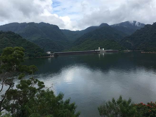 曾文水库蓄水已破8成，这次海葵颱风过境有爆满危机，南水局预告可能泄洪。（南区水资源局提供／程炳璋台南传真）