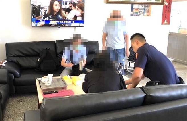 台北1名女子离家出走长达2天，因她不回家又不接电话，家人心急如焚只好向警方报案协寻，最后由台东警方寻获。（台东警分局提供／蔡旻妤台东传真）
