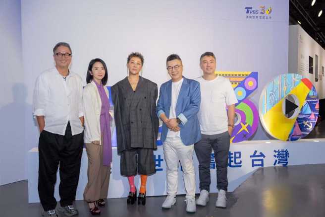 王伟忠（左起）、陶晶莹、蓝心湄、沈玉琳、詹仁雄今天一同出席活动。（TVBS提供）