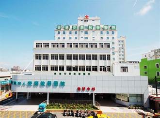 屏東4日停班停課 東港2醫院開設「颱風特別門診」