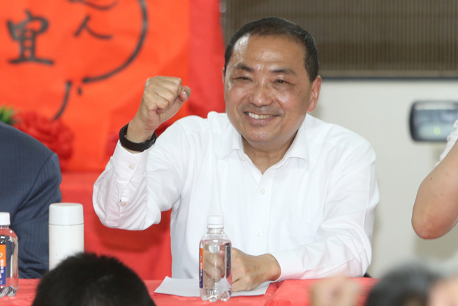 国民党总统参选人侯友宜近日提出「80岁以上长者、70至79岁患有癌症二期以上长者取消巴氏量表」，获得极大迴响。（资料照／杜宜谙摄）