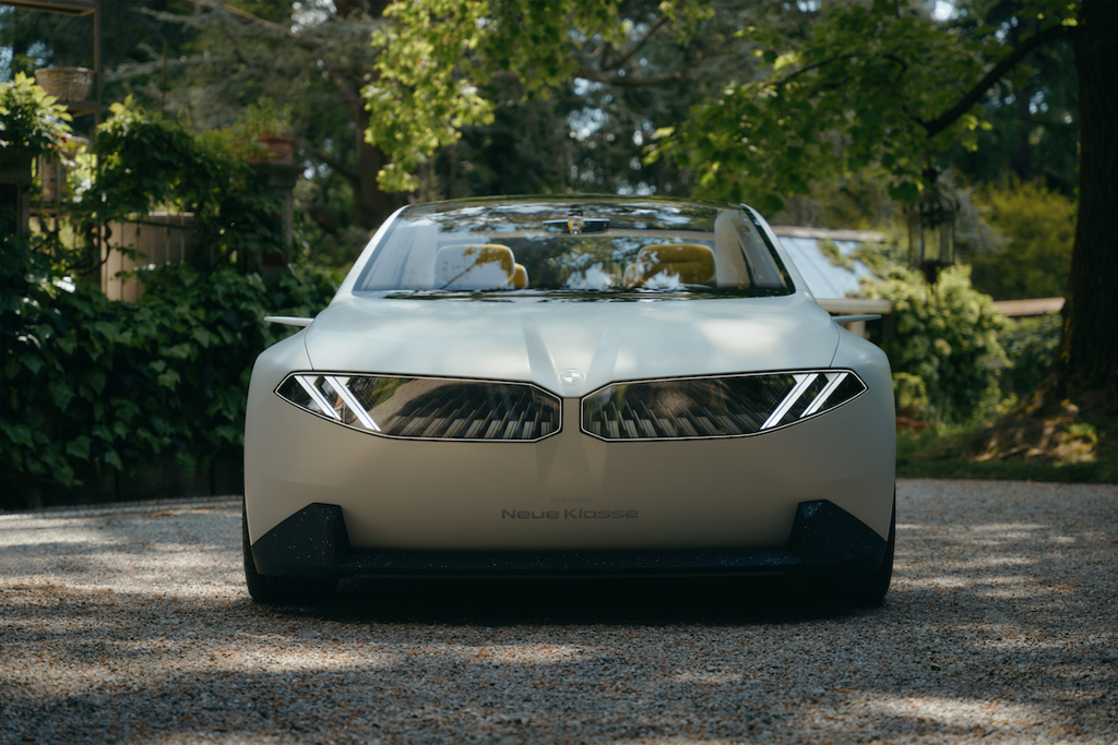 預覽未來純電車系的設計未來，BMW Vision Neue Klasse Concept IAA 慕尼黑車展亮相(圖/CARSTUFF)