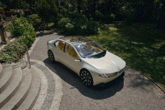 預覽未來純電車系的設計未來，BMW Vision Neue Klasse Concept IAA 慕尼黑車展亮相