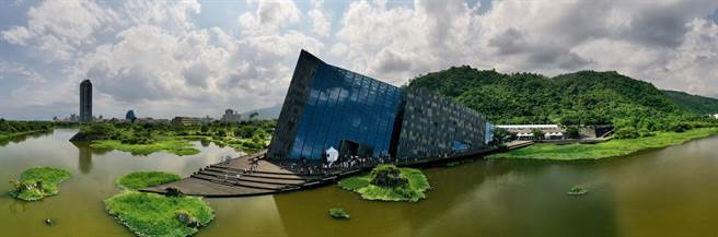 第9屆宜蘭縣環境教育獎「特優獎」為宜蘭縣立蘭陽博物館（機關組）。（環保局提供／吳佩蓉宜蘭傳真）