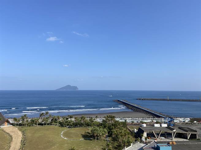 不少人住这家饭店是衝着美丽海景来的。（吴佩蓉摄）