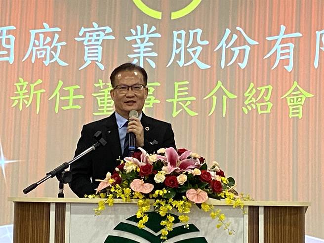 金酒新任董座吴昆璋希望能以他在法制上的专长，来健全并改善金酒公司内部的体制与规章。(于家麒摄)