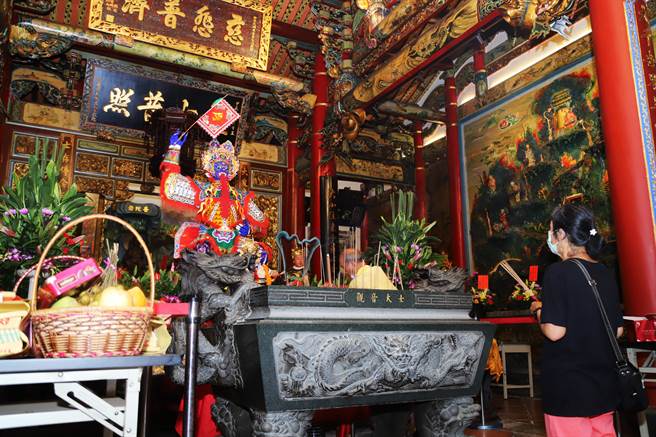 一年当中只有大士爷祭期间能看到高9尺3吋高的大士爷神像。（嘉义县政府提供∕吕妍庭嘉义传真）