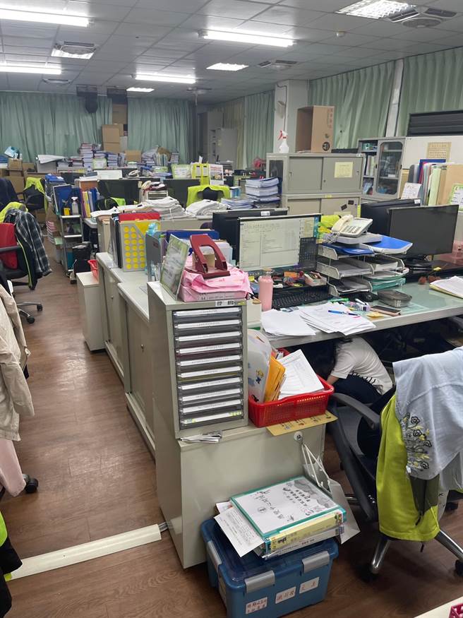  嘉义县新港乡今天下午5时30分发生芮氏规模5.5的地震，地震深度8.5公里，全台有感，其中邻近的台南市白河区震度达4级。（读者提供／张毓翎台南传真）