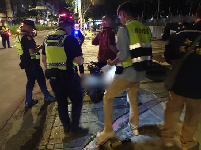 板橋警方擴大稽查改裝車及取締危險駕駛。（警方提供）