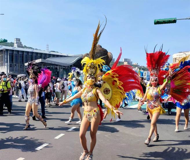 一年一度的海洋老鹰嘉年华将于9月16日登场，届时将会封街让充满节奏的森巴鼓声与舞者，在街头舞动热情。（张志康摄）