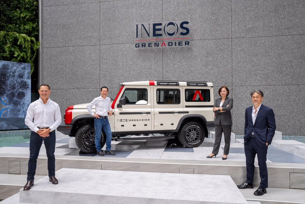 (左一)INEOS Automotive Head Of APAC - Justin Hocevar
(左二)永三汽車集團 林志明總經理
(左三)INEOS Grenadier Taiwan 張秋宜品牌總經理
(左四)永三汽車集團 張定民董事長(圖/CARSTUFF)